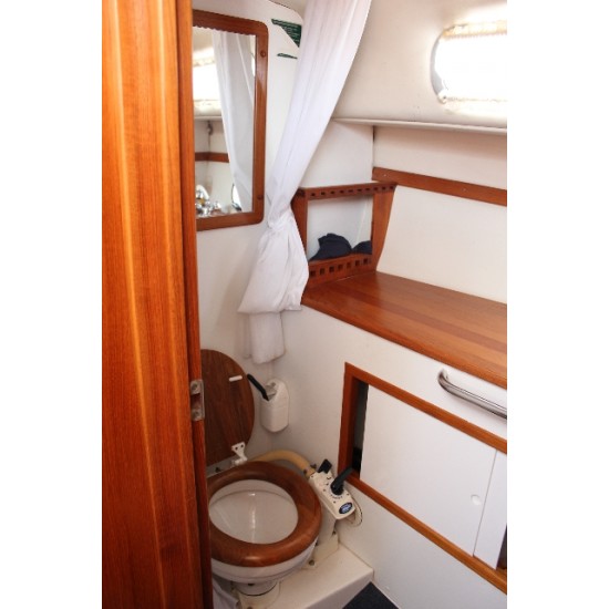 Nimbus 310 Coupe 'Blue Marlin' 5 Berth Cabin Cruiser fully kitted out Nimbus 310 Coupe 'Blue Marlin' 5 Berth Cabin Cruiser fully kitted out