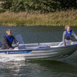 Linder Sportsman 400, including 9' Oars